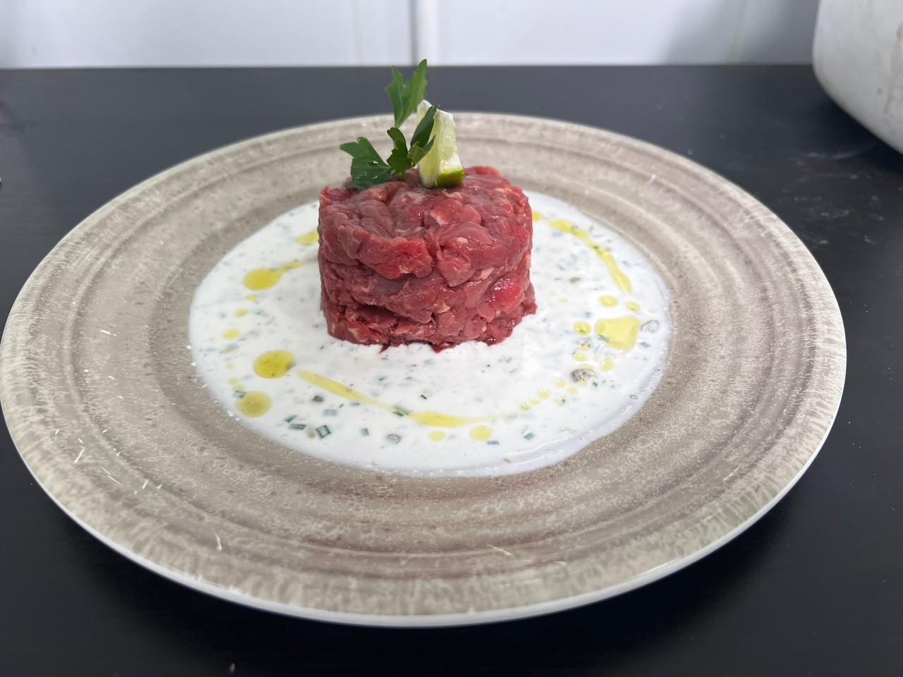 Crudo de Filete con Salsa Griega Le Banquet 240grs